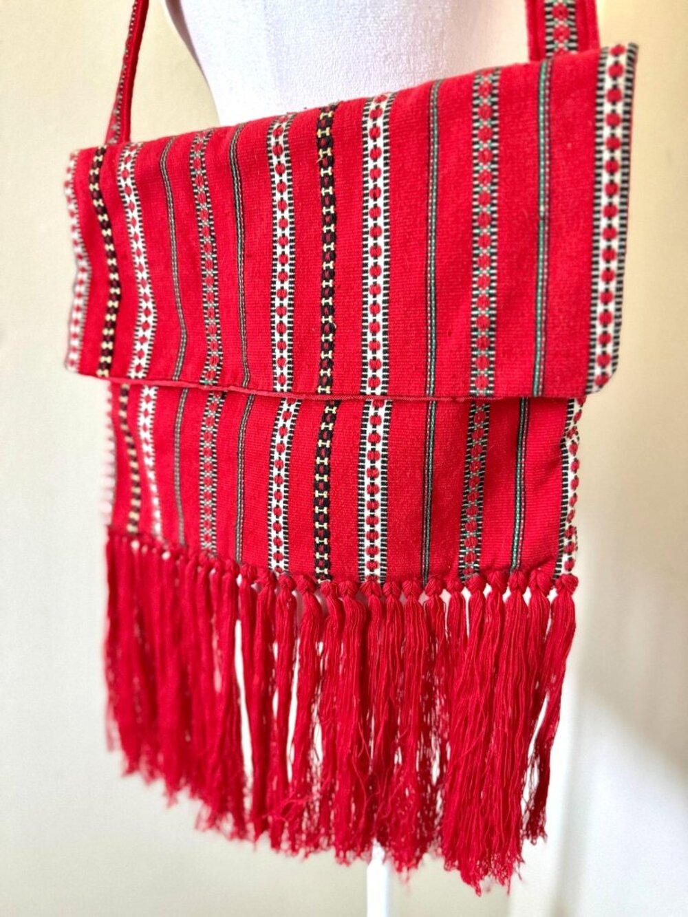 Vintage Mid Century Handmade Shoulder Bag In Red With Fringe Detail And Satin - Picture 2 of 8